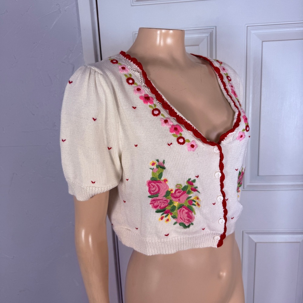 Sugar Thrillz Women's Sweater 1X Cardigan Floral Embroider Crop Love in Bloom T4 - Picture 4 of 6